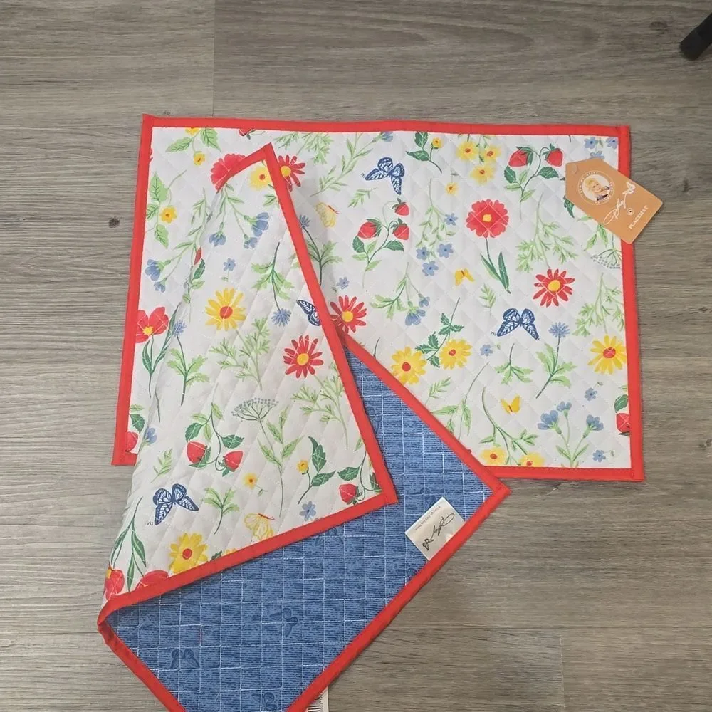 Dolly Parton Floral Butterfly Quilted Placemat‎ Set